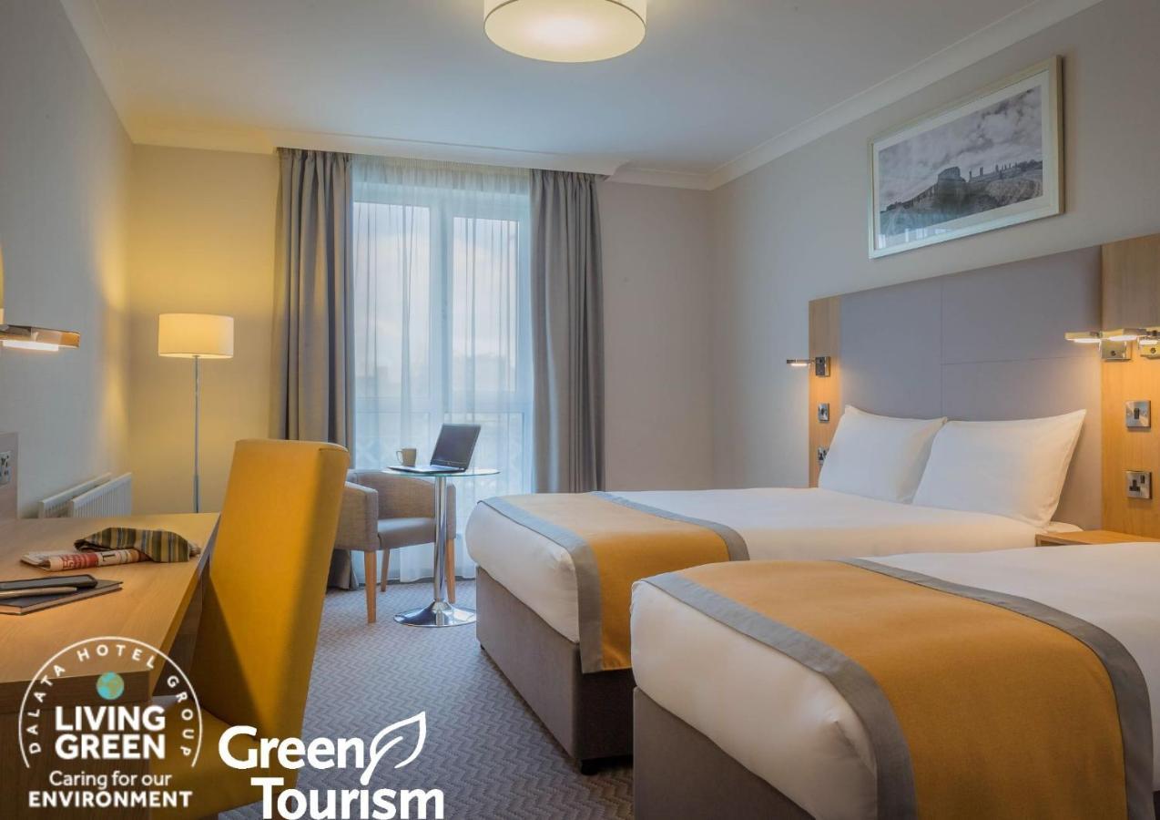 Maldron Hotel, Newlands Cross Clondalkin Bagian luar foto