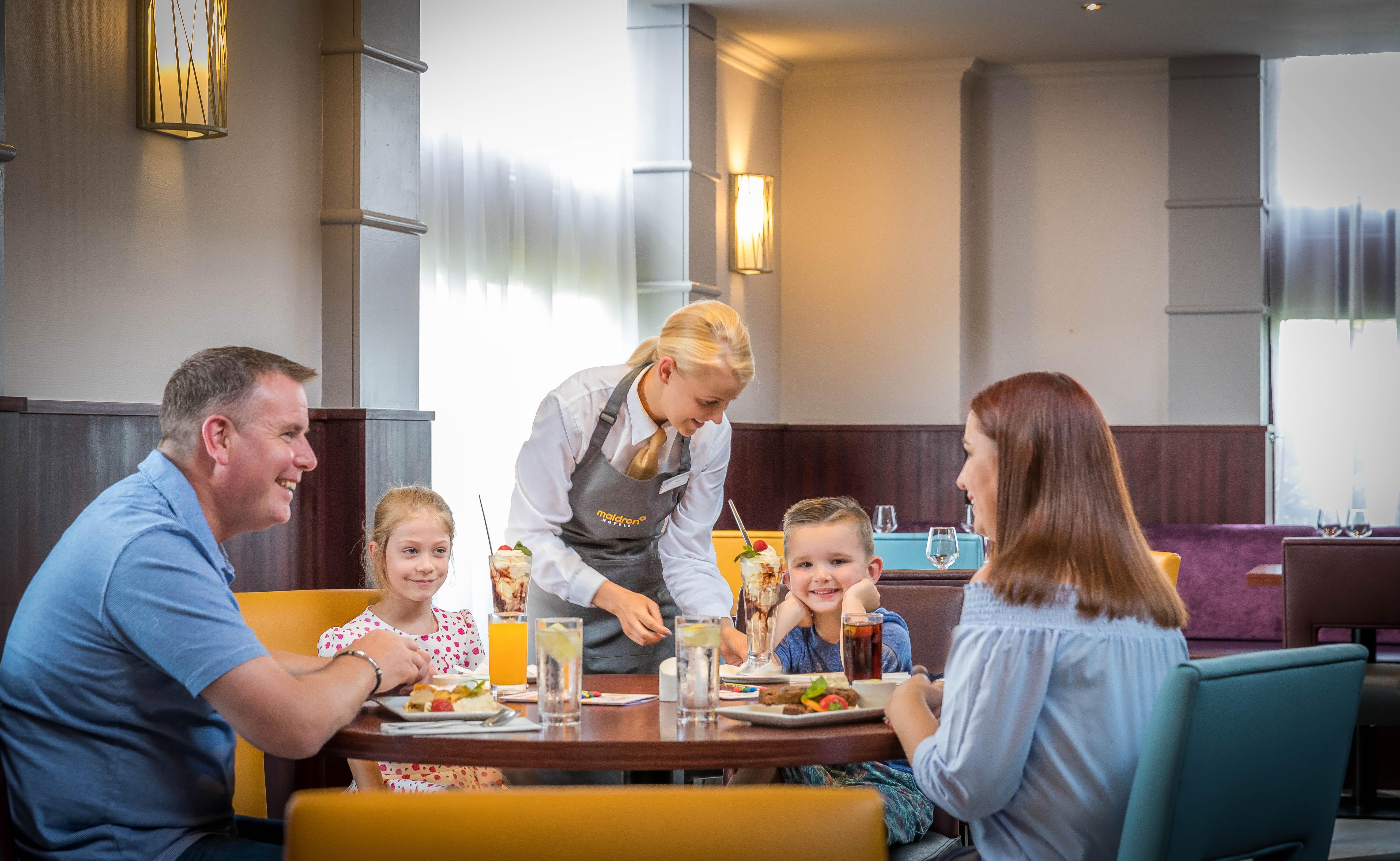 Maldron Hotel, Newlands Cross Clondalkin Bagian luar foto